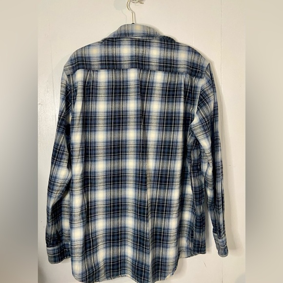 Carhartt men’s button up flannel shirt - Picture 2 of 4